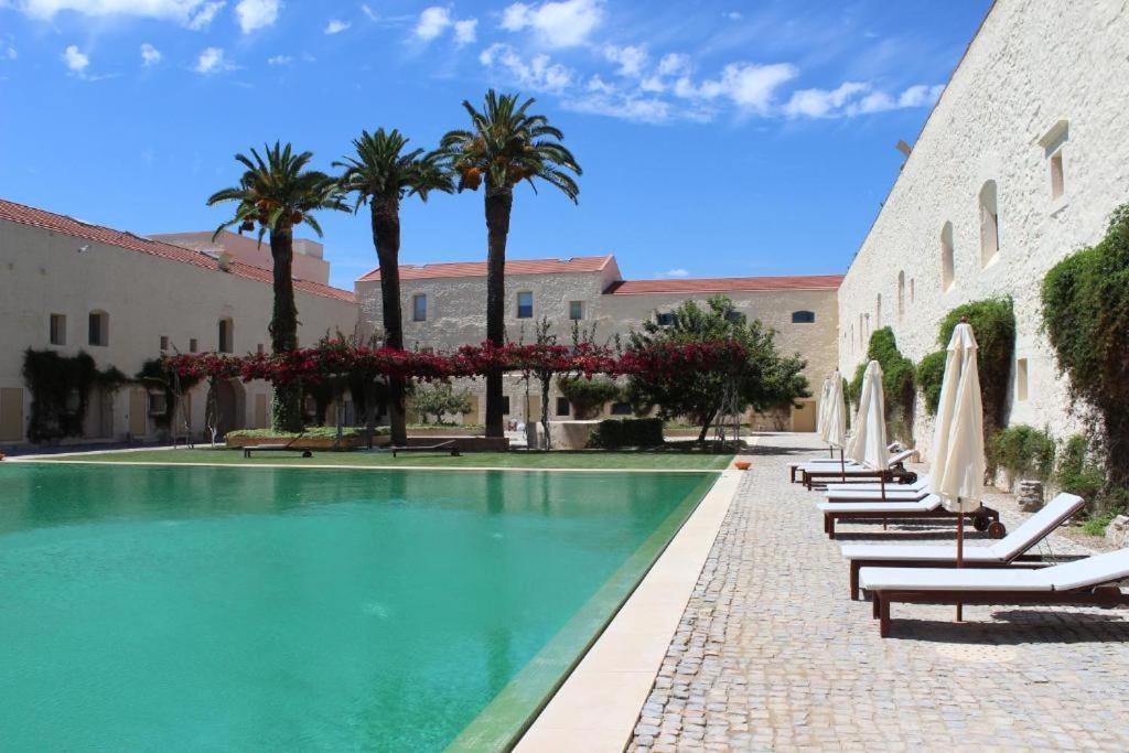 Nova Casa Com Piscina No Convento Das Bernardas Tavira Luaran gambar